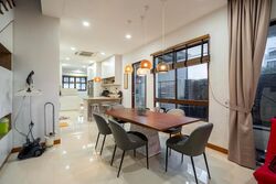 Highland Road (D19), Terrace #503956351